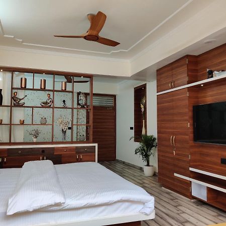 Shanti Villas - Luxury Home Stay Apartment Dźajpur Zewnętrze zdjęcie