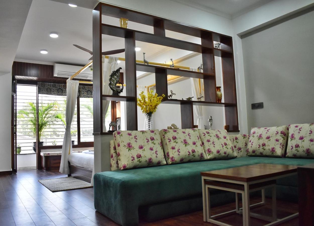 Shanti Villas - Luxury Home Stay Apartment Dźajpur Zewnętrze zdjęcie